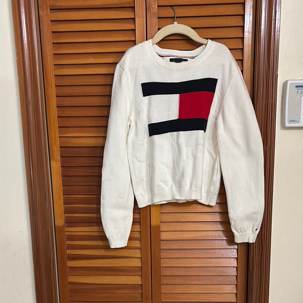 Tommy Hilfiger White Sweater with Logo
